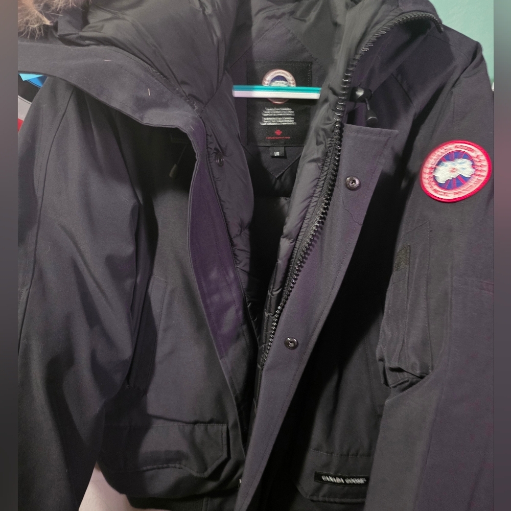 Canada Goose Chilliwack Black Bomber Down Jacket with Fur Trim